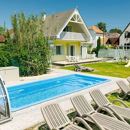 In 38170 Holiday home Balatonmariafurdo